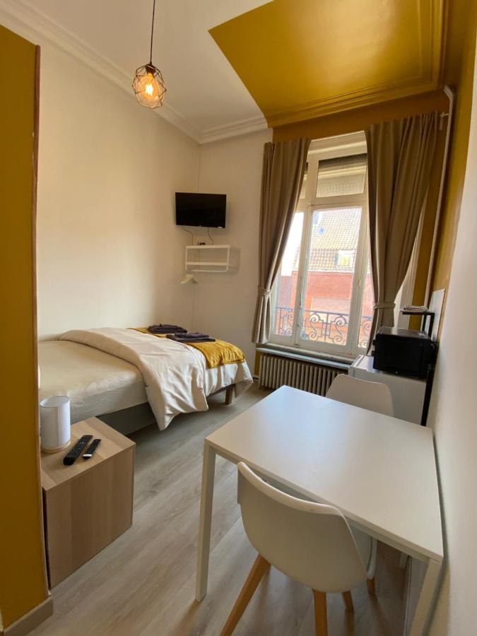 Capstay Roubaix Lille Private Shower & Netflix Zewnętrze zdjęcie